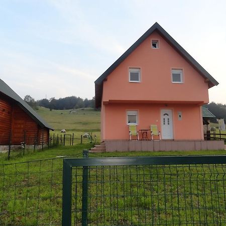 Guest House Happy Žabljak Екстериор снимка