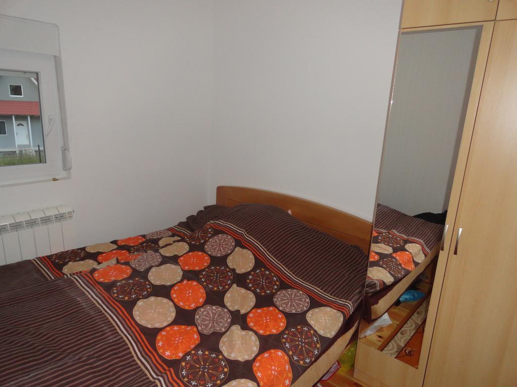 Guest House Happy Žabljak Стая снимка
